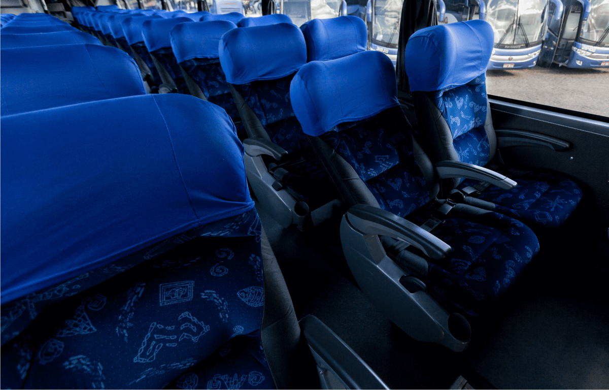 Imagem ilustrativa das poltronas de um dos ônibus da Águia Branca